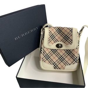 0200 Burberry Crossbody With Box